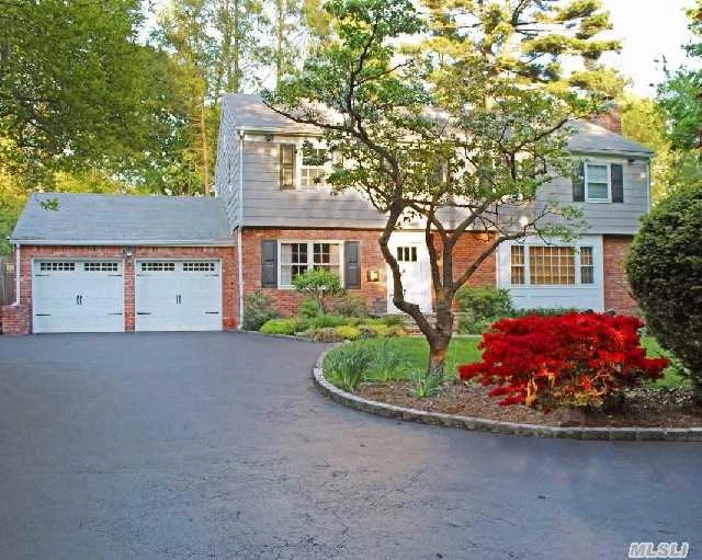 Beautiful Ch Colonial On Professionally Landscaped 1/2 Acre. New Kitchen And Baths. Full House Gas Generator.