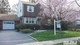 Lovely 3 Br Colonial On Quiet, Mid Block Street. Absolutely Charming & Tasteful. Home Features Include Brand New Granite Countertops/Cherrywood Cabinets In Kitchen, Alarm System. Spotless--You Really Can Unpack & Move Right In. Oversized Property (70X100). Schools: Mcvey Elementary, Woodland Middle School, East Meadow High School.