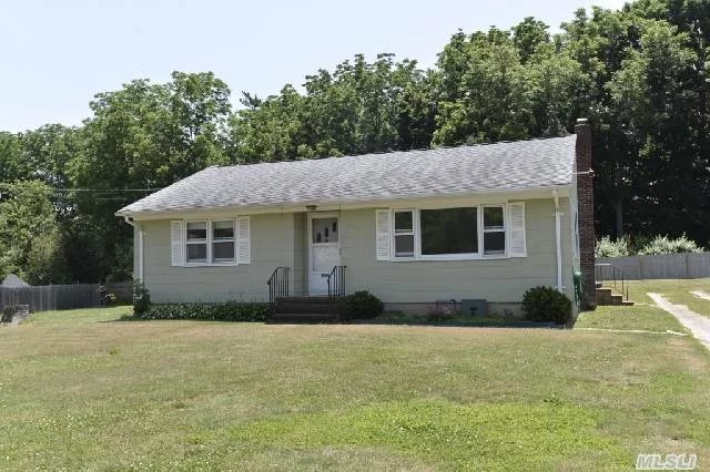 Room To Grow. With Almost Half Acre Of Property The Possibilities Are Endless. Spacious 2 Bedroom, 1 Bath Cottage In Desirable New Suffolk Location. Hardwood Floors Throughout. Full Basement With Outside Entrance. Convenient To Best Beaches And Town. Low Taxes!