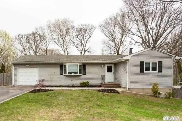 Spacious, Renovated Ranch With New Kitchen And Baths, New Roof, Hardwood Floors, 200-Amp Electric And Large Rear Deck. Basement Is Finished W/Ose, And Is On Co. Room Count Includes Basement. Don&rsquo;t Miss!