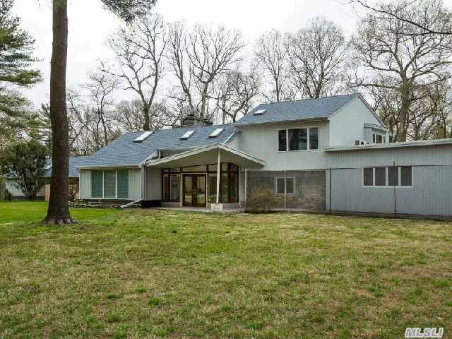 Sun Filled Expanded Ranch Offers Sophisticated Suburban Living With Close Proximity To Metropolitan Worthy Restaurants, Shopping And Cultural Experiences. Wheatly Schools. 5 Bedrooms, 4.5 Baths, First Floor Master Suite With Sauna And Jacuzzi, Luscious Yard With In Ground Pool And Tennis Court; This Home Was Meant For Enjoyment And Entertaining!