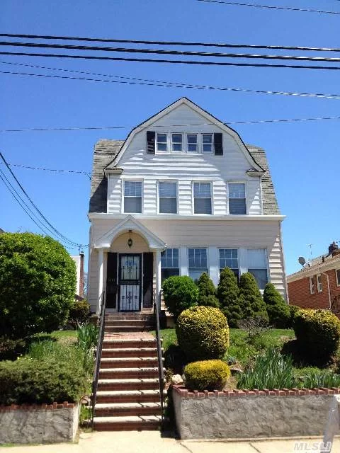 Spacious And Sunny Colonial One Family With 6Brs, Office, 2Baths, Fireplace, Lr, Dr, Basement, Attic, 2 Car Garage, Long Driveway, Convenient To Bus Q12/13/26/27, School, Shopping,