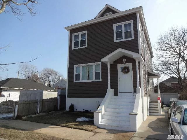 Eik/ 3 Bedrooms/ Nice Sized Lr/ Full Bath/ Share Driveway And Yard. Credit Check Required Small Storage Area In Basement.