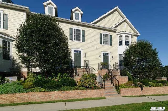 Bright, Airy, Upscale Townhouse In The Historic Hamlet Of Oyster Bay. Perfect Pied-A-Terre. Fastidious Shape. Elegant, Private Community. Professionally Decorated. Convenient To All. Smart House Control System With Cameras, Alarm, Fire Sprinkler. Taxes Successfully Grieved. 14% Reduction For The Following Year!