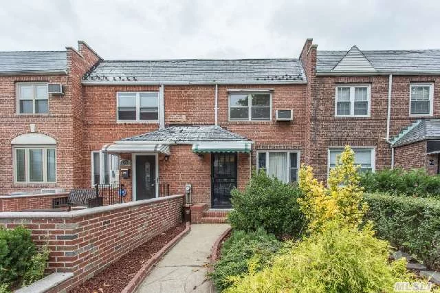 Prime Maspeth Location. Borderline Middle Village Convenient To Express Bus To Manhattan. Attach Brick Single-Family Home With Ultra Modern Kitchen And Baths Full Basement. One Car Garage Located In Beautiful Residential Neighborhood Convenient To All.