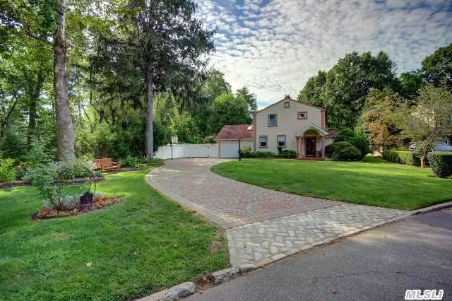 Winding Driveway Leads To Tuscany Villa, Home Lies On A Private Pie Shaped Property. Beautifully Landscaped Yard With Lg Ig Heated/Gunite Pool W/Pool House. Large 35X20 Den W/Walted Ceiling, Formal Living Room, Dining Room, Eat In Kitchen With 2 Bedrooms/1/2 Bath On Main Floor. The 2nd Floor Has 3 Bedrooms With 1 Full Bath. Fully Finished Basement, W/Lr & Storage!!