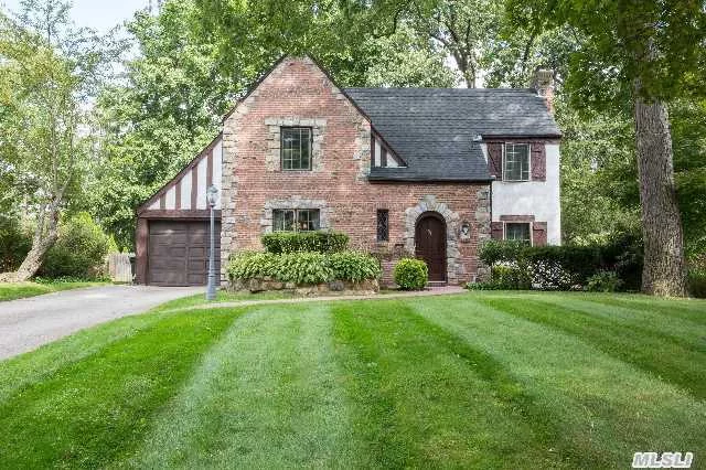 Storybook Tudor In Great Mid-Block Location On One Of South Strathmore&rsquo;s Most Desirable Streets. Meticulously Maintained Throughout W/Many Updates. Recent Windows, Boiler, Hwh, Deck, Roof, More. Beautiful Level Ft And Back Yard W/Privacy Fence And Room To Play. Walk To Fine Dining, Shopping, Whole Foods Market, Country Club. Great Commute To Nyc. Munsey Park Elementary.