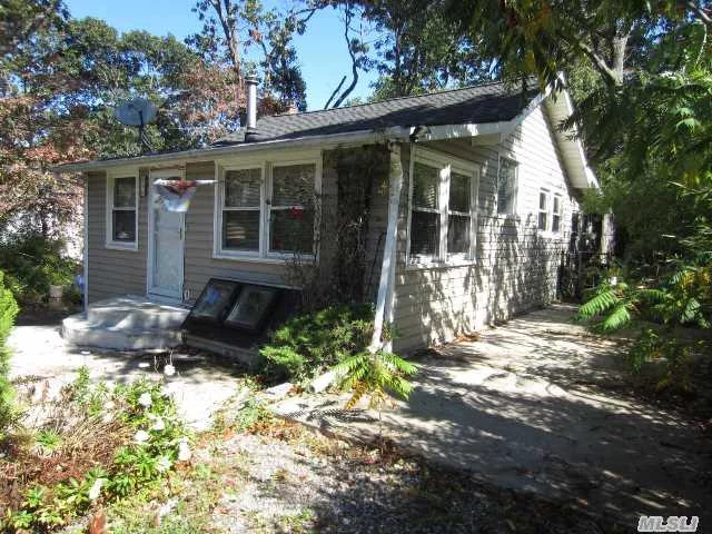 Lovely 1Br, 2 Full Bth Ranch W/Newer Roof, Newer Vinyl, New 100 Amp Elec, Newer Burner, Woodburning Stove, 2 Driveways, Hot Tub, Full Bsmt W/Full Bath, Laundry, & Ise/Ose, Mpsd, Needs Tlc! Short Sale, Subject To Bank Approval; Short Sale Under Contract - Pending Bank Approval