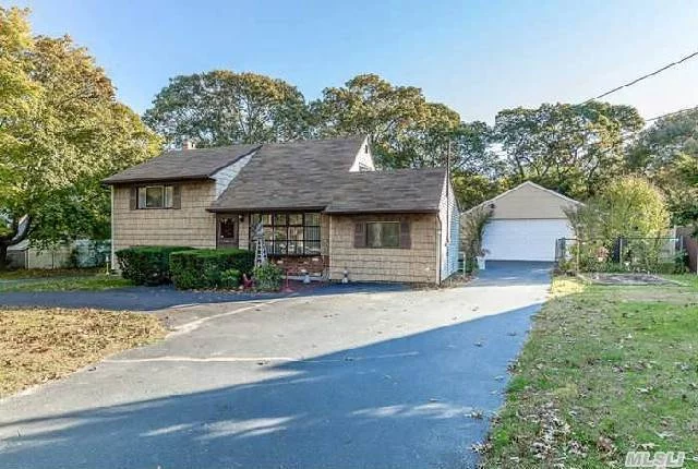 4 Car Detached Garage On Large Property Situated On A Cul-De-Sac Located South Of The Lie. Some Special Features Include Fireplace In The Den, Enjoy The Updated Stainless Gas Stove And Stainless Steel Refrigerator. There Are Hardwood Floors Under Most Of The Carpets. Spacious Split Ranch Located In The Heart Of Sachem School District.