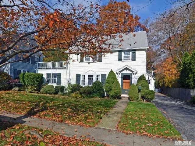 Pristine, Renovated Colonial With 2 Updated Baths & Kitchen. New Gas Heat. Updated Windows & Cac. Fenced Rear Yard. Short Distance To Lirr And Town. Beach And Mooring Rights Available On Manhasset Bay.