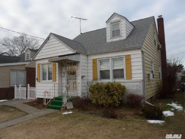 North Of Turnpike...New Gas Heating System...New Roof