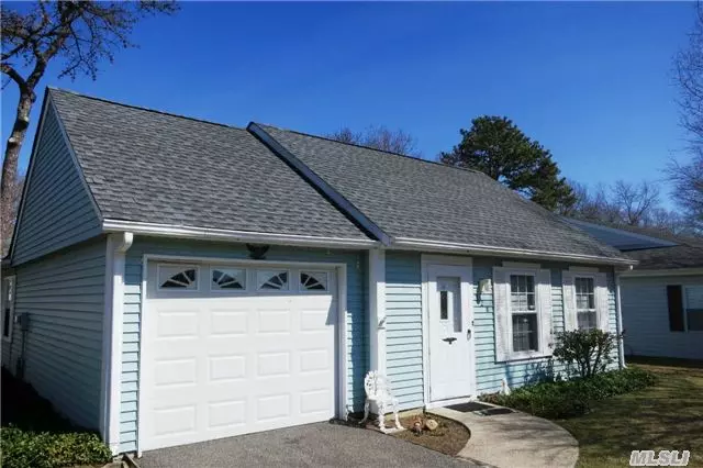 Charming, Well Maintained 2 Bedroom Brookhaven Model With New Roof, Cac Unit And Appliances. Formal Living Room/Dining Room, Sunny Eik, Separate Sunroom. Newer Hot Water Heater.