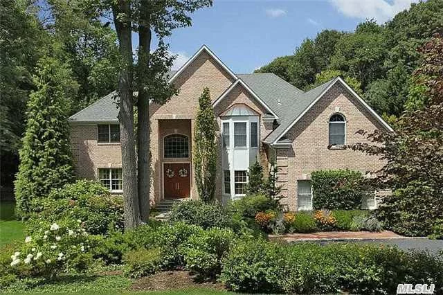 Private Setting With Dramatic Colonial Surrounded By Beautiful Landscaping Of Ireland Gannon. Pool Surrounded By Flowering Perennials. The Exquisitely Decorated House Is A Perfect Blend Of Formal And Informal A Place To Enjoy Family And Entertain Friends. Association Dues