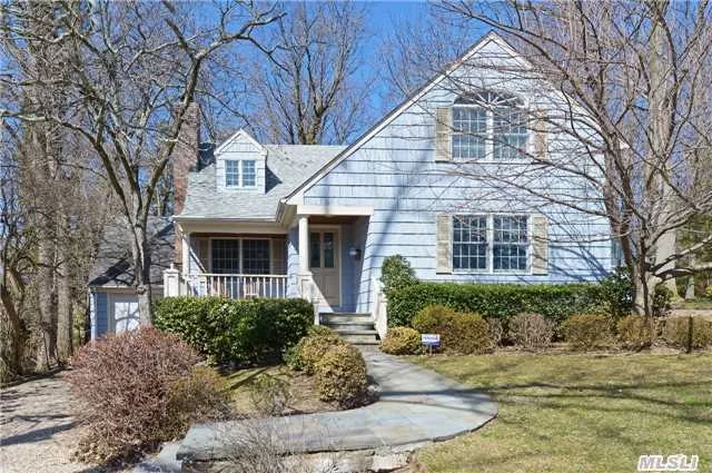 Great Light, Open, Easy Floor Plan, Wonderful Front & Back Porches Centrally Located In Beacon Hill. Renovated & Expanded, 4 Brs Incl 2Fl Mbr W/Sitting Room That Will Make You Feel As If You Were Transported To A Country Inn. Eik W/Gas Cooking Opens To Back Porch & Verdant Vistas Beyond, Perfect For Entertaining. Full Bsmt W/Space For Playroom, Office, Laundry & Systems.