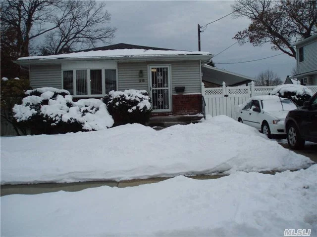 Great Starter House- Cozy & Adorable. Roof 14 Yrs Old. Burner (Oil) 12 Yrs. *Sold As Is*