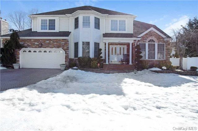 *Plainview-Old Bethpage Schools* Entertainer&rsquo;s Dream House! Magnificent Post Modern Colonial. Totally Redone To Perfection. Mbr Suite W/2 Wic&rsquo;s, Granite Kitchen, Ss/Appliances, Lg Fam Rm W/Fpl, H/W Flrs, Custom Crown Mldng, Finished Basement W/ Media Rm, Exercise Rm, Tv Rm, Heated Pool, Cac, Cvac, Too Much To List. Taxes Don&rsquo;t Reflect Star Exemption. Tax Grievance Filed.