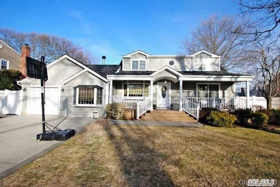 Wheel Of Fortune!! You Will Be The Lucky Winner With This Expanded Cape In The Heart Of Mass. Park Featuring 5 Bdrms, 2 Full Baths, Eik, Formal Dr, , Step-Down Den W/Fpl, Gleaming Hardwood Flrs, Gracious Front Porch, Full Finished Bsmt, Huge Yard With Pvc Fencing, Mid-Block Location.