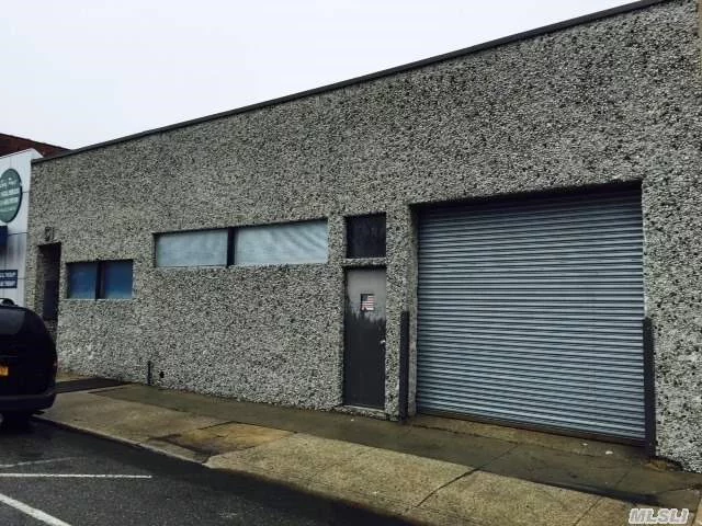 Single Story 4884Sf (70% Office 30% Warehouse)! Hi End Stone Facade, Quality Interior Redone By Contractor/Owner, 3 Lavatories, Kitchen, Reception Area, Conference Room, Two Corridors/ Entrances, Private And Open Offices, Overhead, Courtyard& Bsmt. Freeport Elec/Heat Pumps, 400 Amps, Cac, Ez Division..2 Muni-Lots Rr, Bus .Seller Willing To Hold Some Mtg. All Binders Off8/10