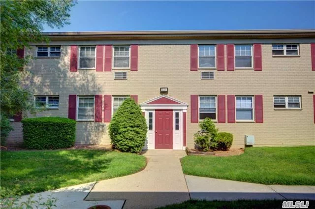 Move Right Into This Large 2 Bedroom Unit! Open And Airy And A Pleasure To Show..Lr/Dr Combo. Huge Mbr W 2 Double Closets .Close To Parkways! Nice Grounds! Make This Place Your Own! Sale May Be Subject To Term & Conditions Of An Offering Plan.