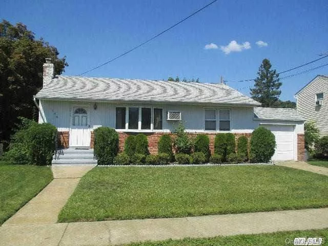 Extended Ranch With 4 Bedrooms & 2 Baths On An Awesome 80 X 100 Lot. Must Be Seen, Wood Floors Under Carpet.** Rear Extension Can Also Be Used As A Family Room** Newer Roof, Newer Boiler. Waiting For A New Owner. 80X100!!!!