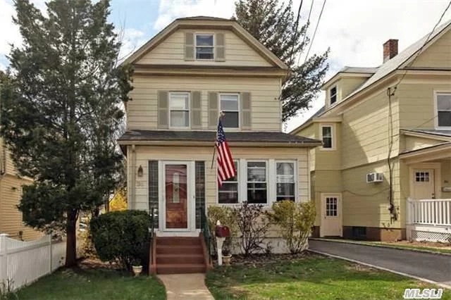 Commuter&rsquo;s Dream! Tranquil, Beautiful, Bright And Roomy 2 Br, 1.5 Ba Colonial Near Pwlirr Station, Rest&rsquo;s, Schools. Open Floor Plan, Renov. Full Bath 2014, Stairs To Finished Attic. Fenced Deep Backyard, Gar., New Hw Heater. Residential Ceu In Commercial Zone. Don&rsquo;t Miss!