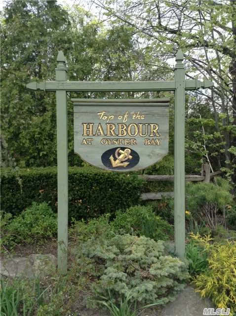 Top Of The Harbour Development. Sought After 1st Floor Unit. This Junior 1 Bedroom Offers Living Room / Dinning Room, Eff Kitchen W/ Dishwasher, Full Bath W/Tub, King Size Bedroom. Unit Is Across From Laundry Room. Maintenance Includes Taxes, Heat, Gas Cooking, Water And Complete Ground Care. 20% Down And Board Approval. No Dogs, Cats Okay. Location You Can&rsquo;t Beat!