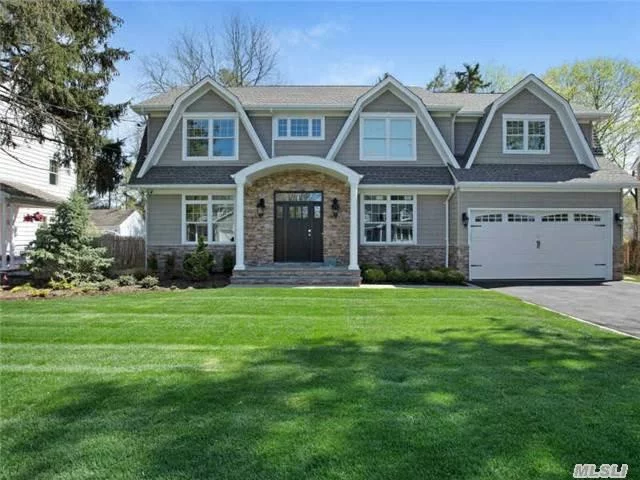 N.Syosset New Construction!Spectacular Mid-Blk 4000 Sq Ft 6 Bdrm/4.5 Bth Colonial On 1/3 Acre.Dbl Hgt Entry Leads Into Lvrm, Fdrm, Lg Fam Rm W/Fpl, Amazing Eik W/Gas &Granite Isl, Bdrm/Off, 1.5Bths, Pantry, Mudrm, 2 Car Gar, Spacious Master Ste W/Fbth&Jac, Lg Custom Closet, 2 Bdrms W/Connecting Bath, Bdrm, Fbth& Laundry.Elegant Details!Fin Basement W/9&rsquo;Ceiling.Village Elem, Sw Middle!