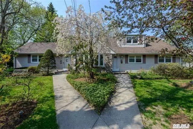 Sprawling Legal 2 Family With Huge Landscaped Yard. Nb Zone. Could Be A Professional Business With Proper Permits. Easy Convert To 1 Family. Tenant Occupied, Gas Cooking, Many Updates. Evenings & Weekend Showings.