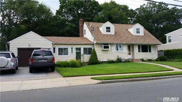 Nature At Your Doorstep.- Desirable Sd23 , Brand New Kit, W Granite Counters, Stainless Appls.,  Brand New Cac, Igs, 1 1/2 Gar, Pavers And Roof Aprx 10 Yrs, Birch Lane Elem School. Tax Grievance In. Hurry