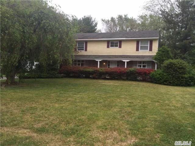 Beautiful Colonial With Hardwood Floors. Nice Backyard.