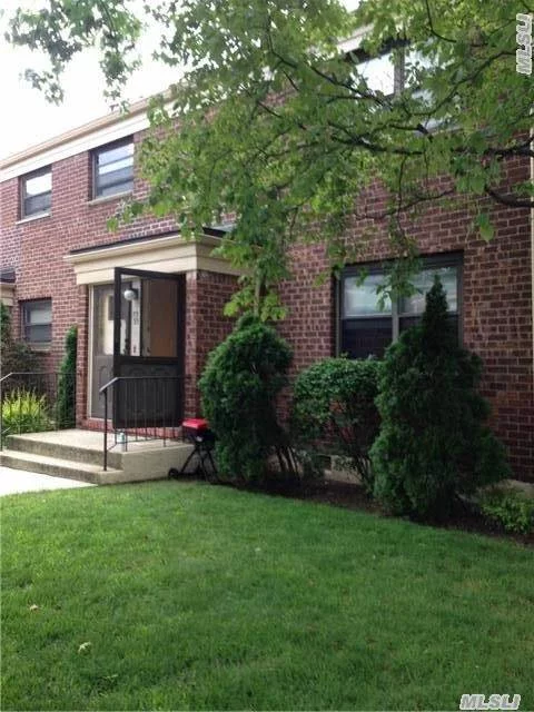 Location, Location, Peaceful Court Location, Renovated 2 Bdrs, Lv/Dn Combo, Hardwood Floors, Pet Friendly, Washer & Dryer,  School District 26, Express Bus To Nyc.