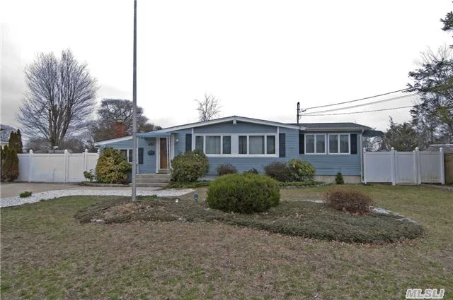 Wideline Ranch Features Eat In Kitchen, Den W/Fireplace, Formal Dining Room, Living Room, Sun Room, Master Suite W/Full Bath, 2 Guest Bedrooms, Full Bath. Full Fenced Back Yard. No Use Of Office In Basement Or Inground Pool Which Will Remain Closed. West Babylon Schools.