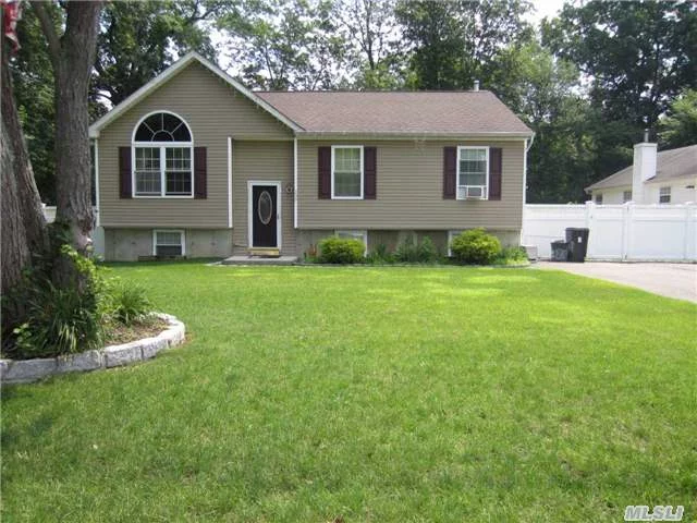 **Short Sale, Subject To Bank Approval** Nice 3 Bedroom, 3 Full Bath Hi-Ranch In Gordon Heights On 50X100 Lot