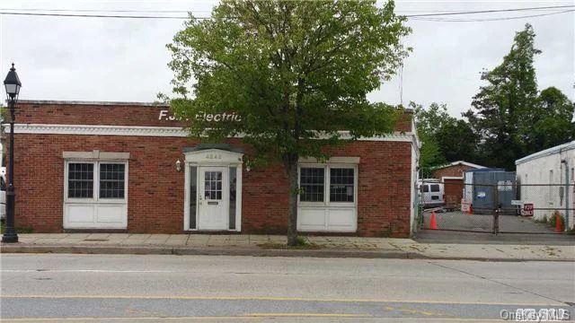 This Free Standing Building With Private Parking Lot Has Recently Been Totally Renovated And New Roof. It Is Prime For Retail Or Office Use And Has A Small Warehouse Area In The Rear Of The Building. Also Has A Detached Garage On The Property. Location Cant Bebeat With Plenty Of Visibility On Busy Merrick Rd! Currently Used As An Office, Can Also Be Used As Retail.