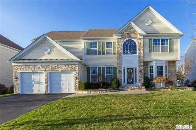 The Villages- Private Gated Community. Spectacular Oversized Westford Model W/ Every Upgrade. Grand Foyer Leads Into The Great Rm With Stone Frplc, Gourmet Kit And Sun Rm Brkfst Area, Mstr W/ En Suite And Sitting Area W/ Frplc, Finished Bsmt W/ Den, Gym And Full Bath. Enjoy The Club House, Pool And Tennis And More.