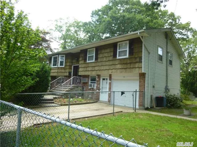 House In Excellent Conditions, Gas Heating, Large Parking Space, Corner Property, Close To Lirr, Stores And Lie.....