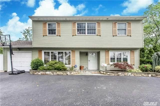 Move In Condition Expanded 4 Bdrm 2 Bath Splanch On Oversized Lot, Eik, Fdr, Living Room, Den, Hardwood Floors, Gas Heat, Cac, Igs. Priced To Sell!!