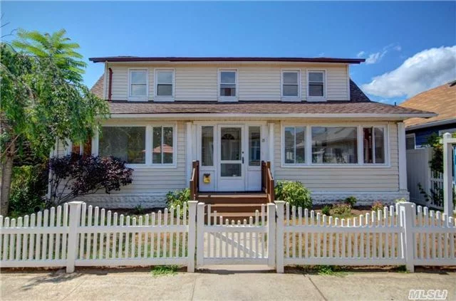 Truly Mint 5 Bedroom, 3 Baths Colonial, Updated Kitchen And Baths, Enclosed Front Porch, Private Patio, In The Walks, Hw Floors. No Sandy Damage. Close To Beach, Stores. Must See.