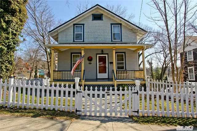 Totally Renovated Colonial Centrally Located In The Heart Of Sea Cliff Village. Full Current Credit Report And References Required. Small Pet May Be Ok With Extra Security On A Case By Case Basis.