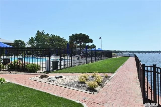 Lovely, 1st Floor Large 1 Br, 1 Bath Unit In Unique Waterfront Community, W/In 35 Minutes Of Nyc. Fabulous Pool, Beautiful Grounds, Mooring Rights, Parking.