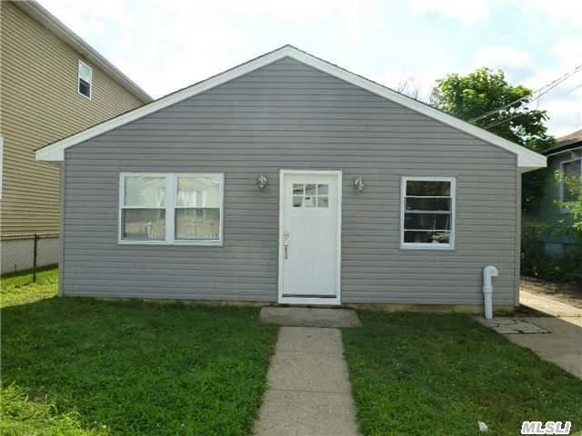 Totally Renovated 3 Bedroom Ranch In Sd#15. New Appliances, Granite Countertops, Gas Boiler, New Windows, Siding & Roof. Marble Floors In The Bathroom, Move Right In.