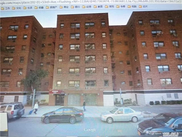 Huge Bright Spacious 3 Br 1.5 Bath, Large Living Room, Separate Dining Area, With Seven Closets, Good Maintain And Layout, Prime Location, Convenience To M&R Subway, Shopping Mall Center .