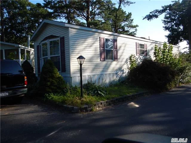 Like New 2002 14X48 Mobile Home. Open Lr, Dining Area And Kitchen With Cathedral Ceilings. Large Bedroom. Hardwood Floors. Central Air. Close To All.