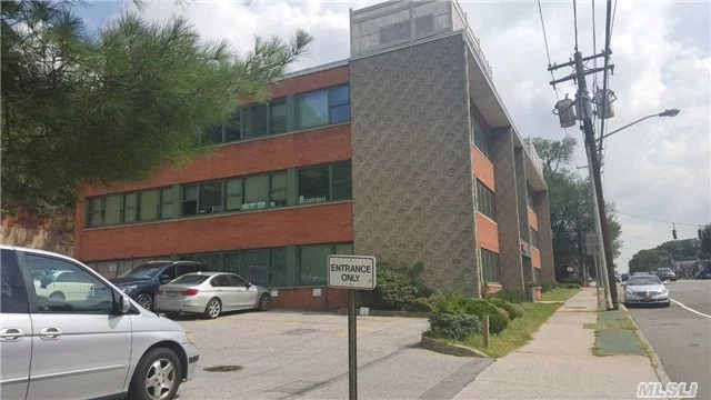 Fully Remodeled Office Building Has A Space Available On The Second Floor For 776 Sq Ft . The Owner Will Build To Suite For The Right Tenant. Other Spaces Also Available In The Building.