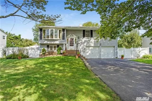 New To The Market -** Islip School District** - Oversized Bay Shore Hi-Ranch (Extra 798 Sqft), 5 Bedrooms, 3.5 Baths, Possible M/D With Proper Permit, Master Suite W/Full Bath, Updated Appliances, New Roof/Siding/Insulation/Skylights, Hardwood Floors, Closets Galore, Fenced Yard, 2 Car Garage, Middle Of The Block Location.