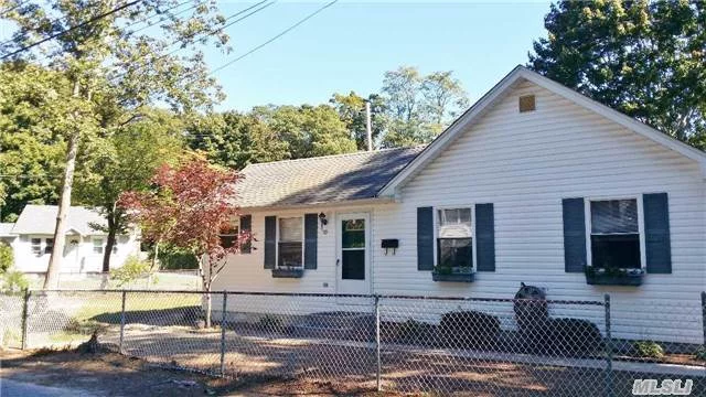 Completely Renovated 3 Br Ranch. Basement With Washer & Dryer & Ose.