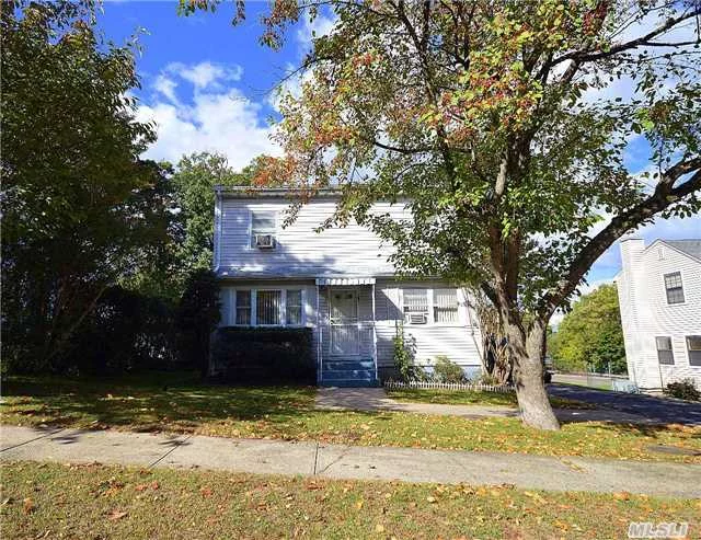 Great Starter Home In Great Neck Zoned For Manhasset Schools. Kitchen, Living Room, Dining, Master Bedroom And Full Bath. Two Nice Size Bedrooms With Full Bath, Laundry Room. Enough Room To Add 4th Bedroom. Full Basement With Half Bath With Outside Entrance.  House With Lots Of Potentials, Best Buy To Get Your Kids Into Schools.