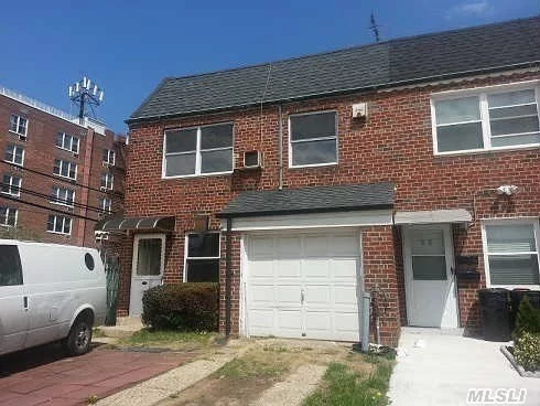 Beautiful Huge Updated 2Brs With Washer & Dryer, Heat Include, Convenience To All, 5 Minutes To Lirr Trains & Buses To Flushing, Parking $100/Month