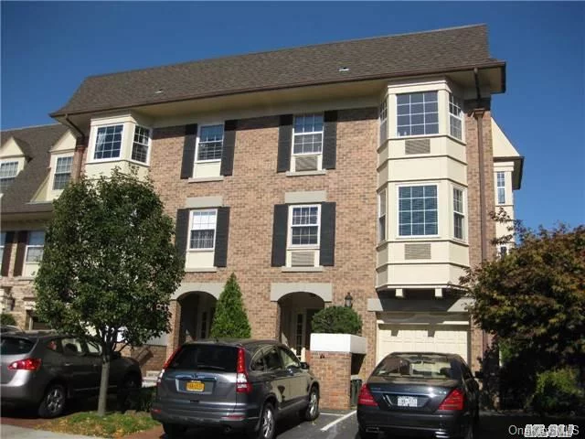 Baybridge Condo Iii, Prime Location, Corner Unit. New Granite Eik, Wood Floor, Very Nice & Bright Gated Community, 24 Hr. Security, Club House , Pool (Indoor-Out Door), Tennis Court.