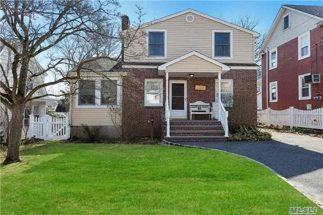 Picturebook, Totally Renovated Gem With High-End Finishes, Locust Valley Schools. Living Room With Brick Fireplace, Eat-In-Kitchen With Stainless Steel Appliances, Formal Dining Room And Great Backyard With Spacious Wooden Deck. Three Bedrooms On The Upper Level With 2 Large Closets For Storage. Over-Sized Back Yard, Close To Water- Must Be Seen To Be Believed!